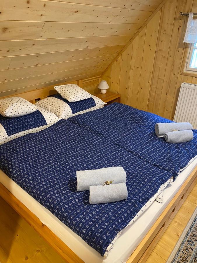 Chalupa Šárka Dolni Dvur Exterior foto