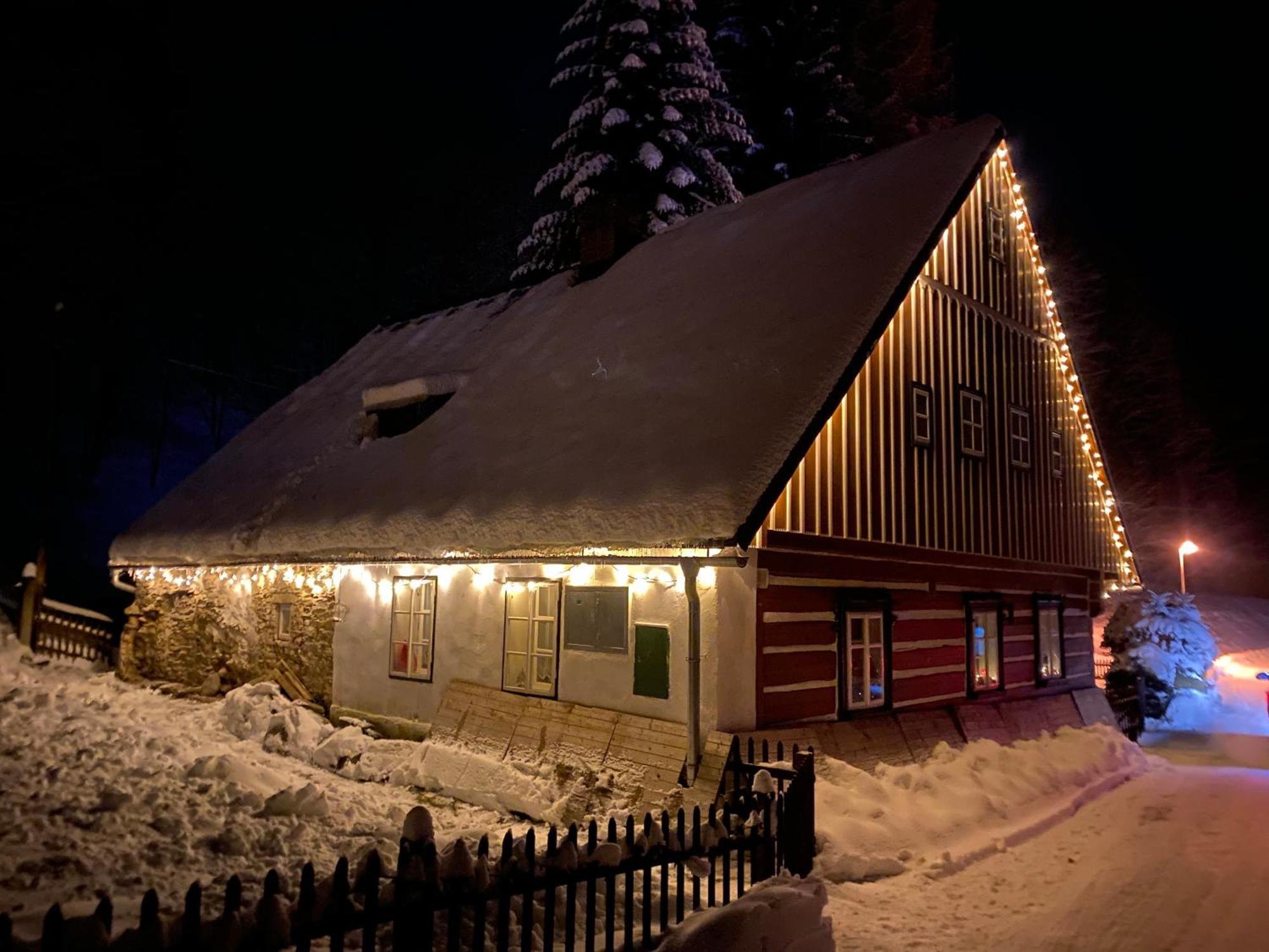 Chalupa Šárka Dolni Dvur Exterior foto
